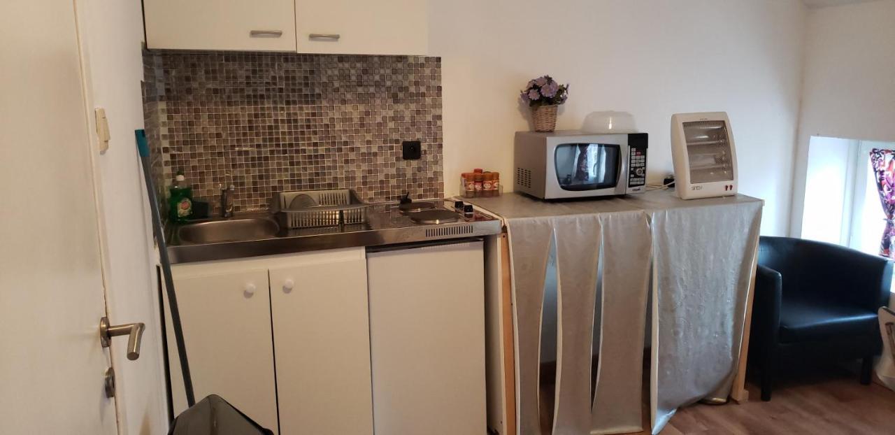 Residence Mantekila Marcinelle Bagian luar foto